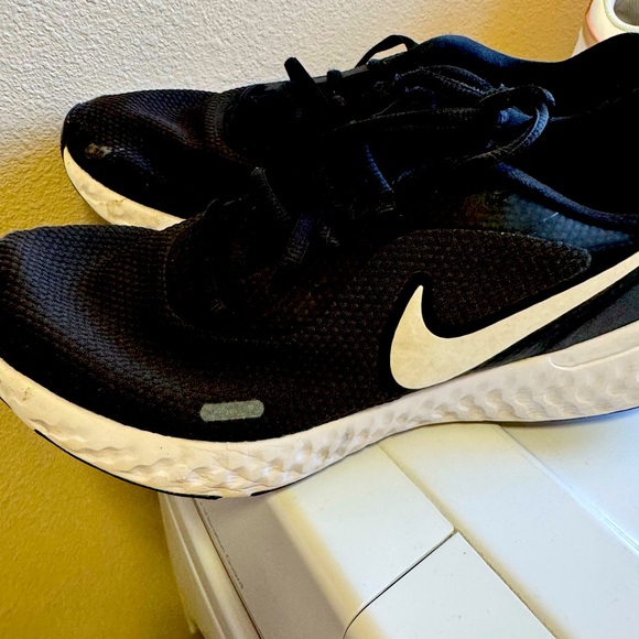 Nike reflection shoes - Picture 1 of 4